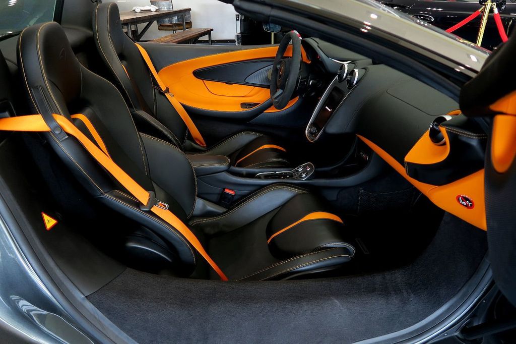 2019 McLaren 570S Spider - 21384451 - 25
