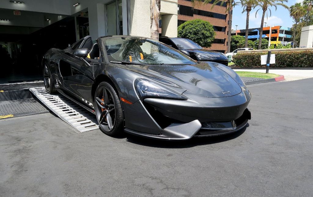 2019 McLaren 570S Spider - 21384451 - 45