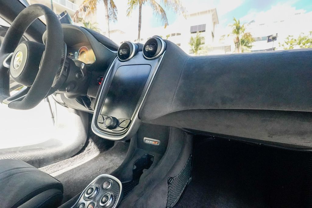 2019 McLaren 600LT  - 23054473 - 93
