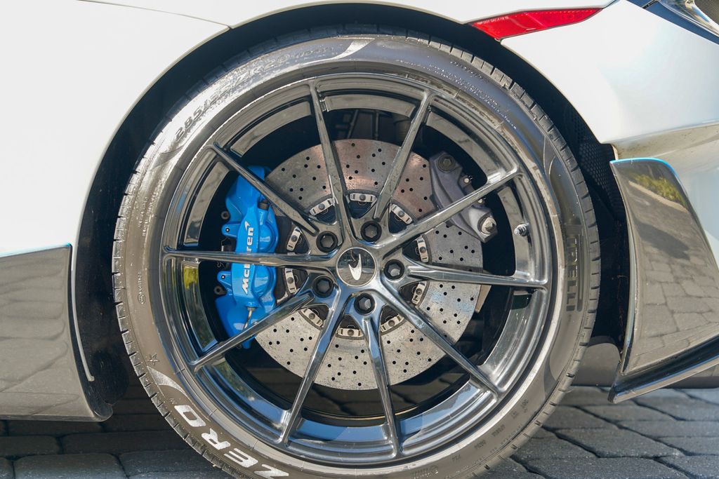 2019 McLaren 600LT  - 23075261 - 16