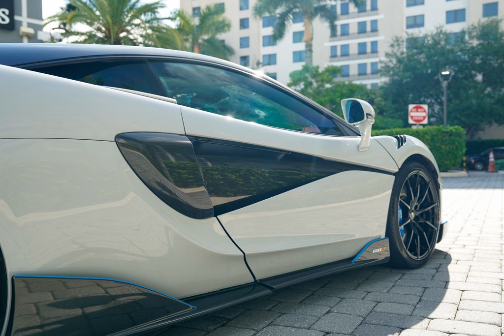 2019 McLaren 600LT  - 23075261 - 28