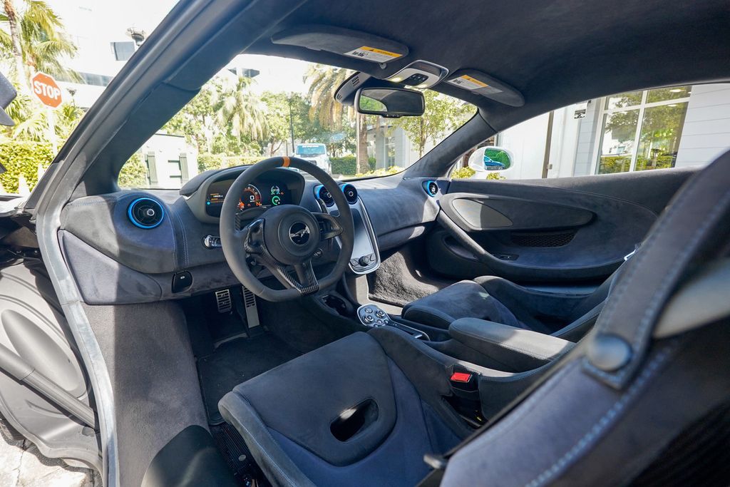 2019 McLaren 600LT  - 23075261 - 2