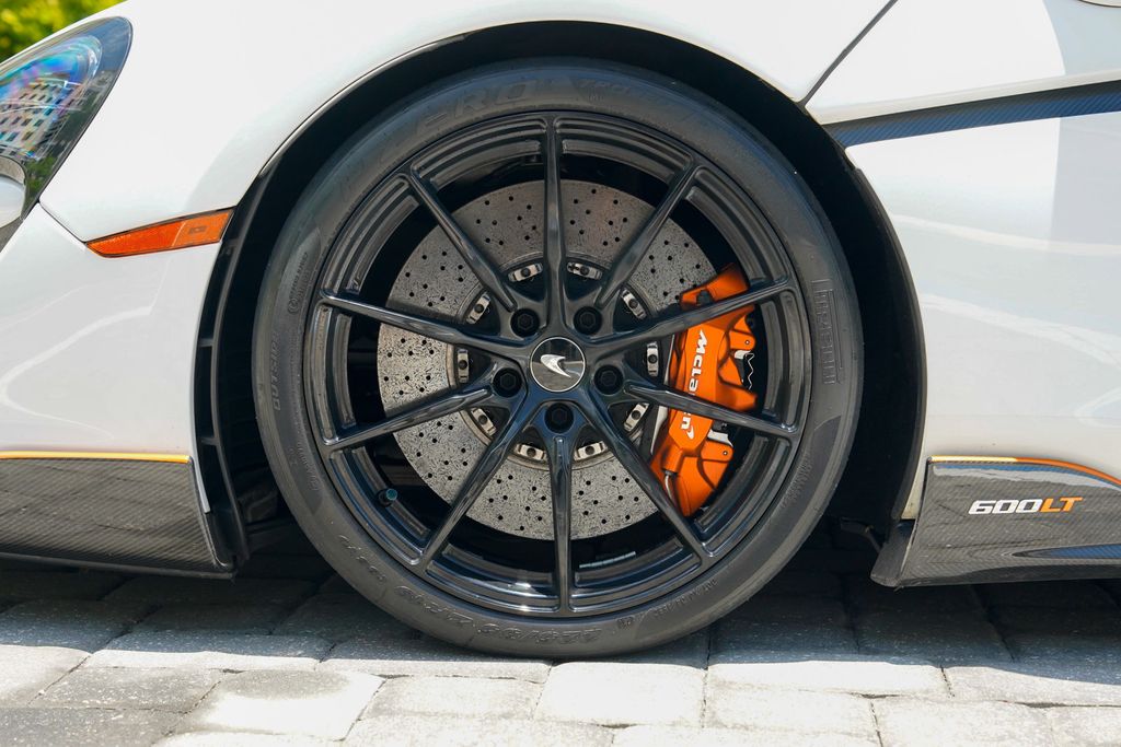 2019 McLaren 600LT Coupe - 23041308 - 12