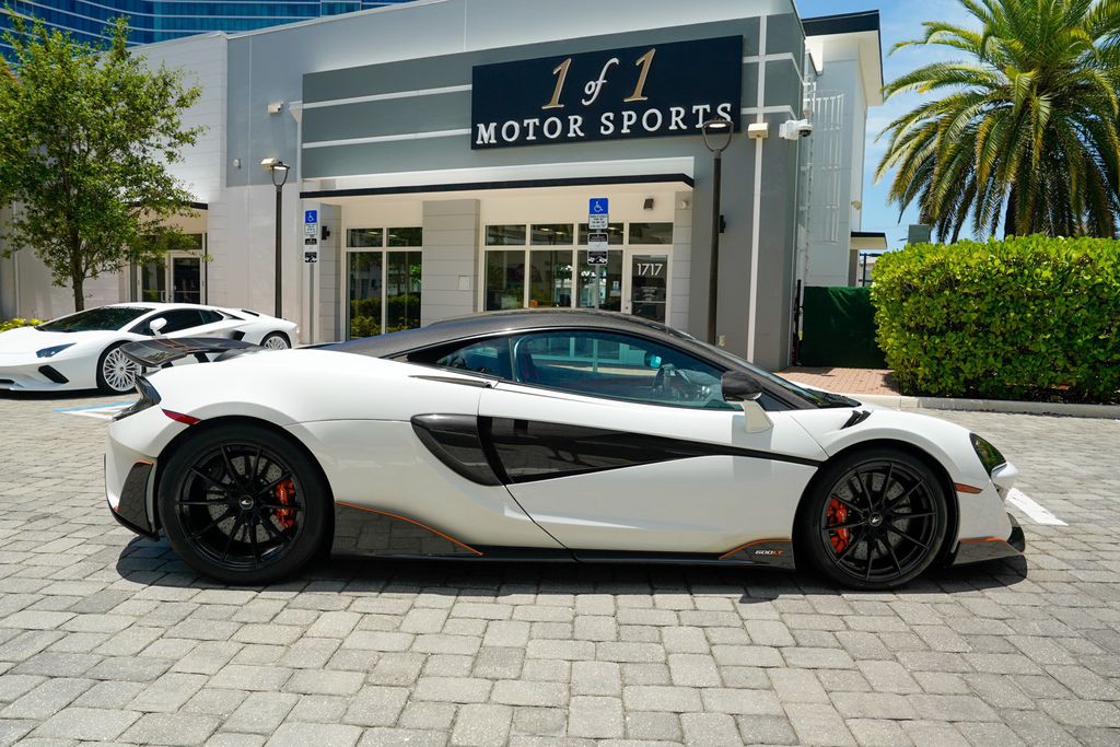 2019 McLaren 600LT Coupe - 23041308 - 32