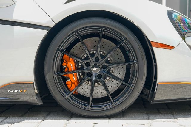 2019 McLaren 600LT Coupe - 23041308 - 34