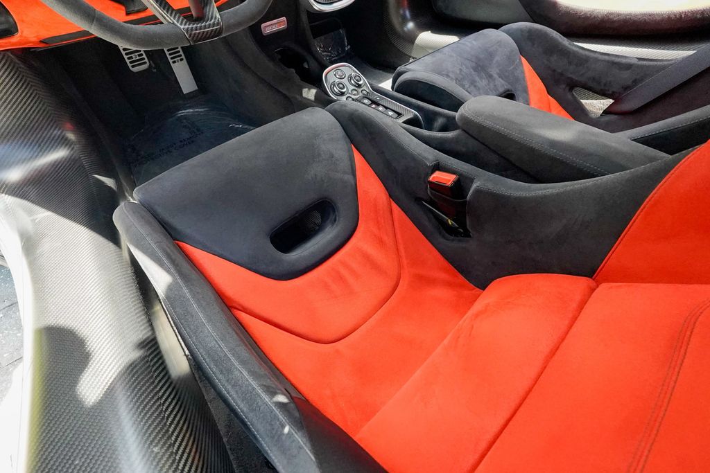 2019 McLaren 600LT Coupe - 23041308 - 74