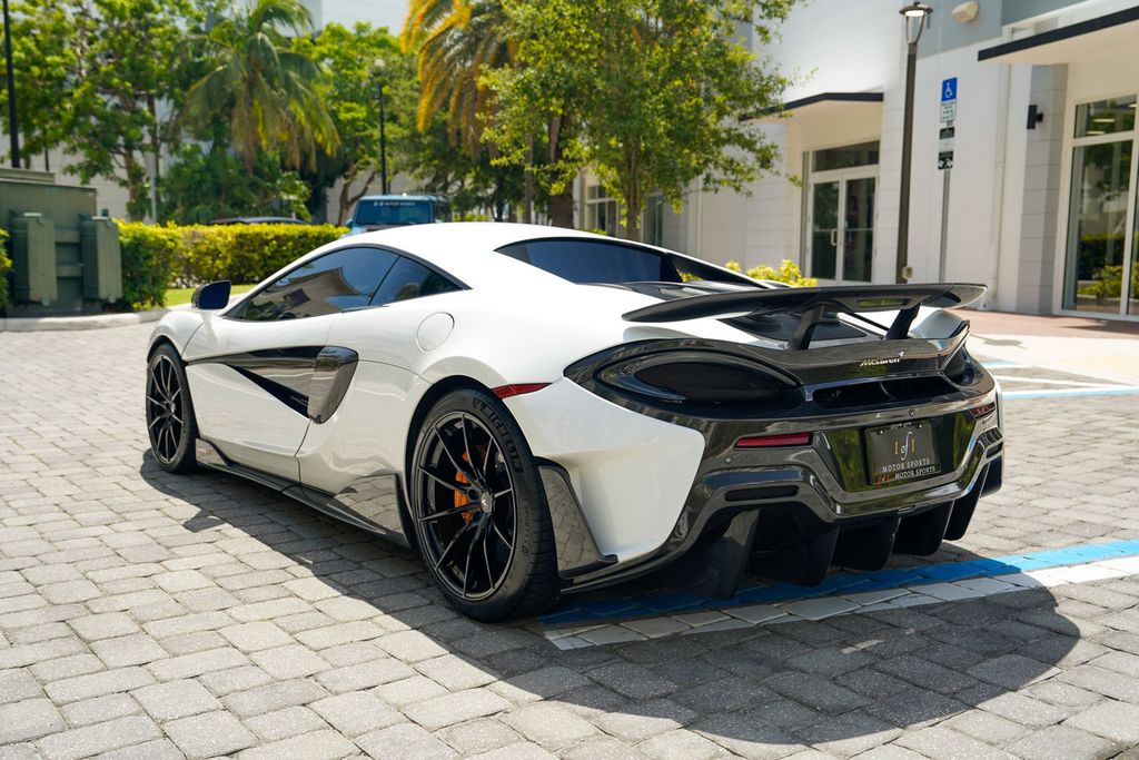 2019 McLaren 600LT Coupe - 23067857 - 18