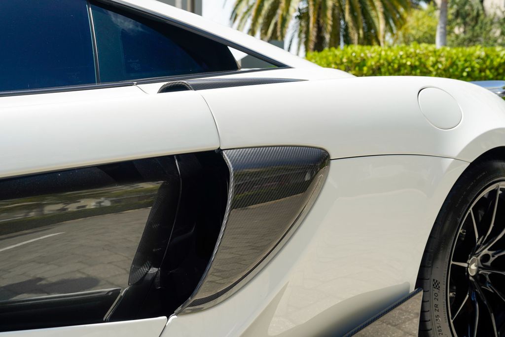 2019 McLaren 600LT Coupe - 23067857 - 44