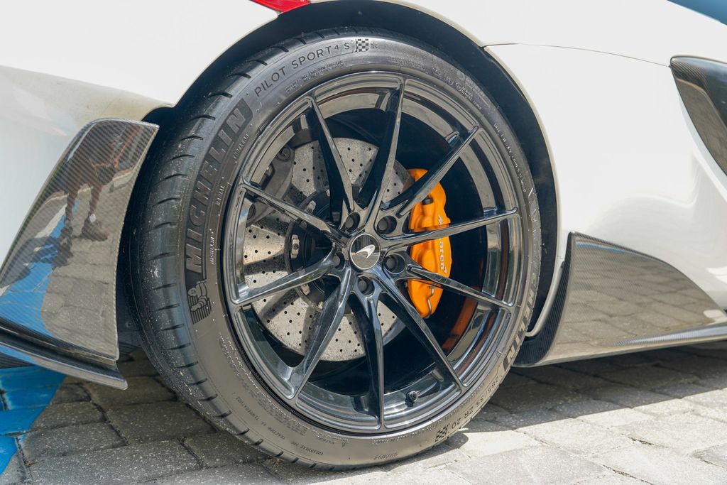 2019 McLaren 600LT Coupe - 23067857 - 52
