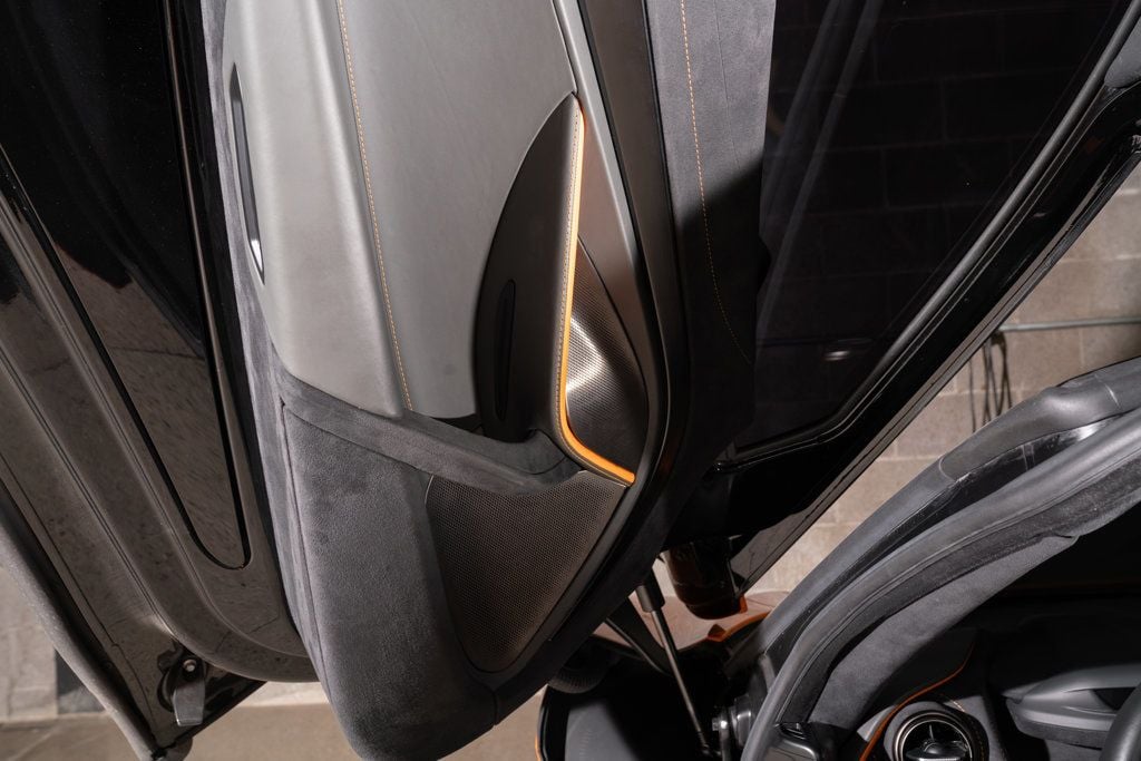 McLaren 720S photo 15