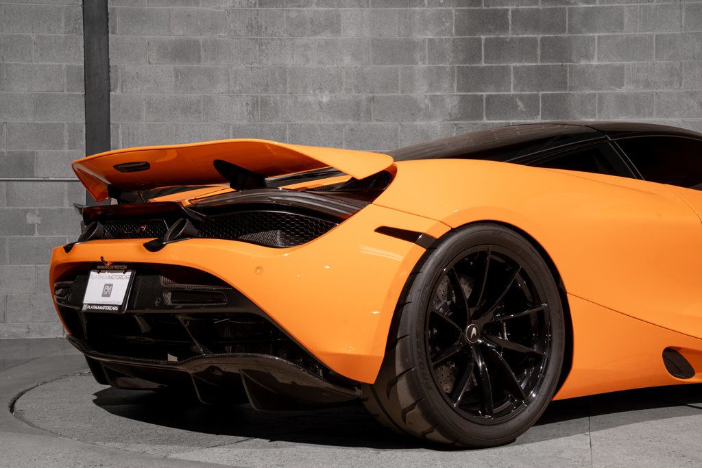 McLaren 720S photo 31