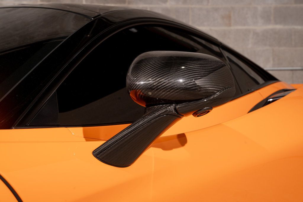 McLaren 720S photo 35