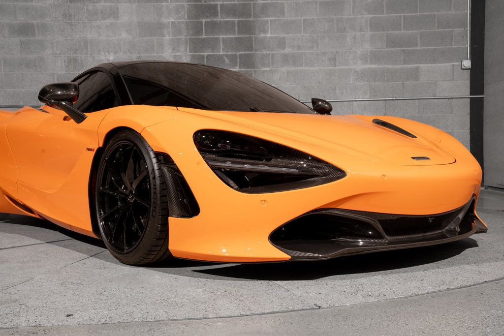 McLaren 720S photo 42
