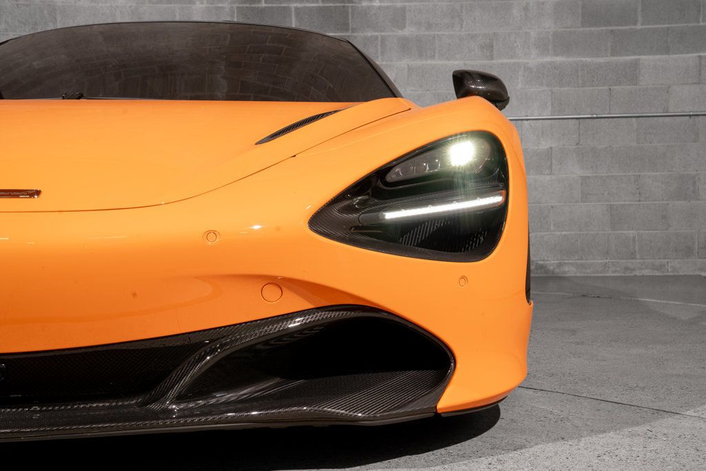 McLaren 720S photo 44