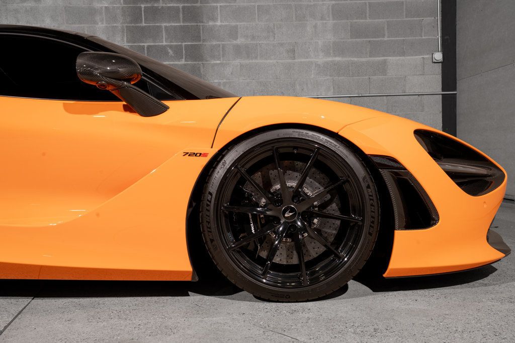 McLaren 720S photo 45