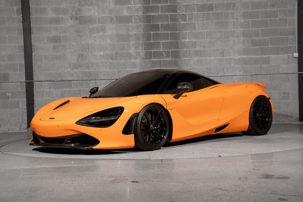 McLaren 720S photo 5