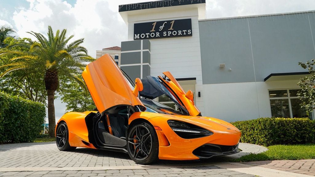 2019 McLaren 720S Luxury Coupe - 22775858 - 0