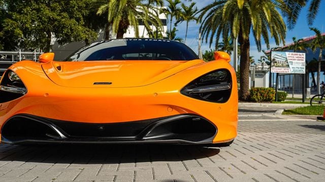 2019 McLaren 720S Luxury Coupe - 22775858 - 9