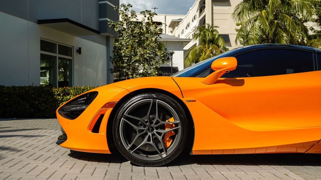 2019 McLaren 720S Luxury Coupe - 22775858 - 12