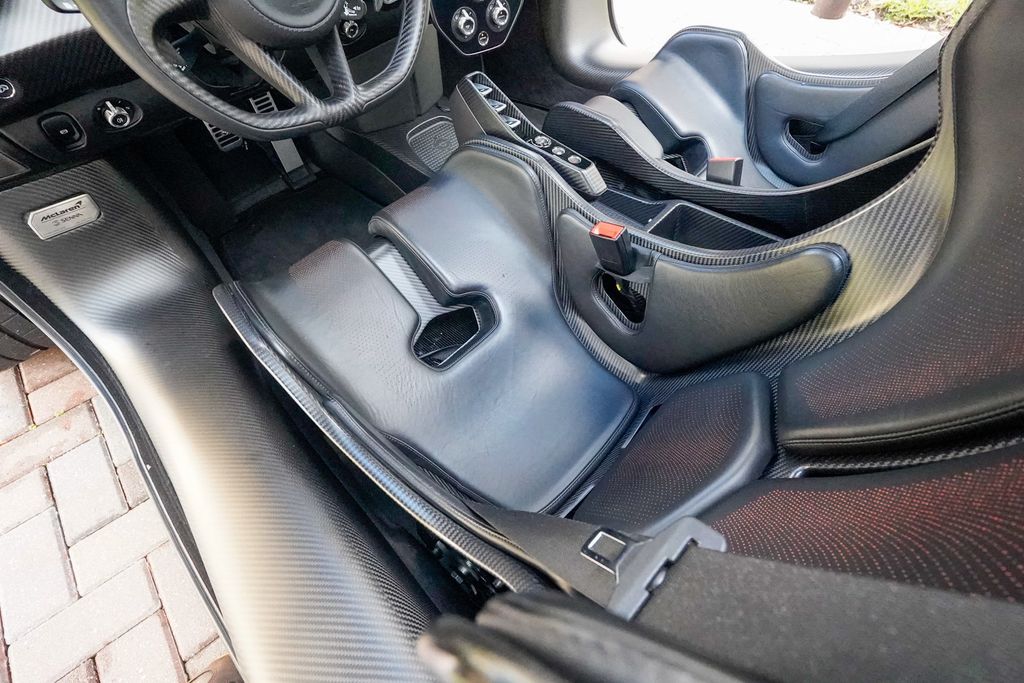 2019 McLaren Senna  - 22972595 - 65