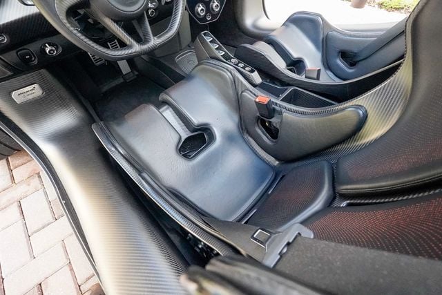 2019 McLaren Senna  - 22972595 - 65