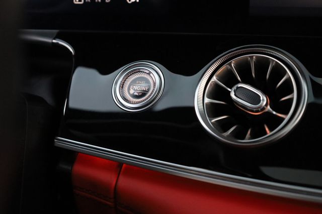 2019 Mercedes-Benz AMG GT AMG GT 63 4-Door Coupe - 22947903 - 33