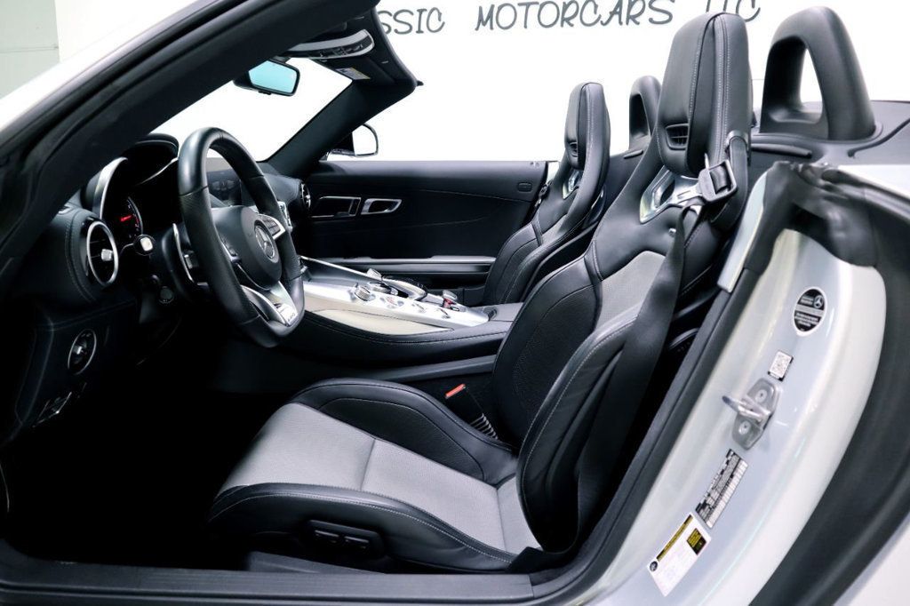 2019 Mercedes Benz AMG GT photo 23