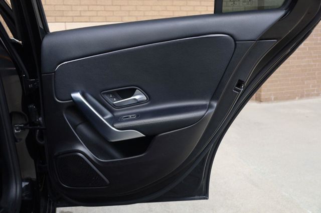 2019 Mercedes-Benz A-Class A 220 - 23066035 - 18