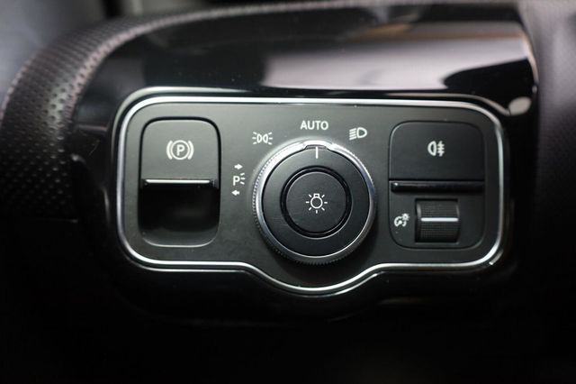 2019 Mercedes-Benz A-Class A 220 - 23066035 - 31