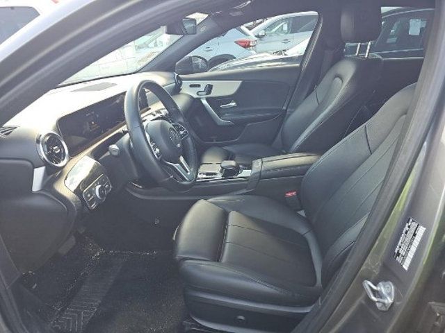 2019 Mercedes-Benz A-Class A 220 4MATIC Sedan - 23010745 - 1