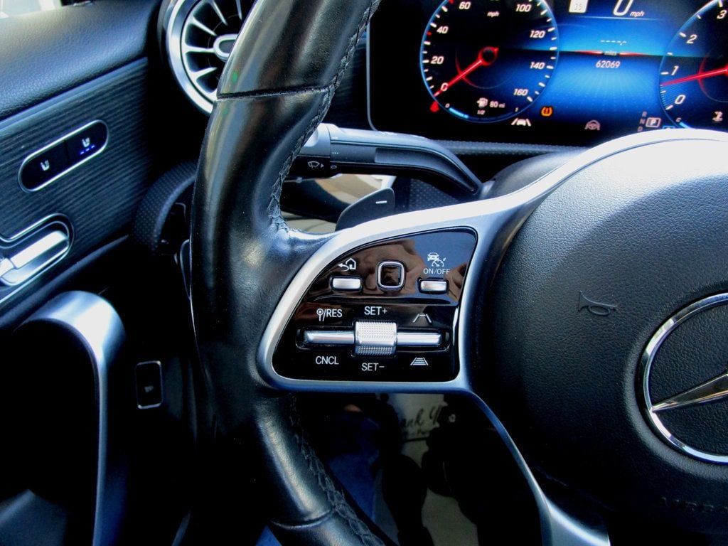 2019 Mercedes-Benz A-Class A 220 4MATIC Sedan - 23028071 - 20