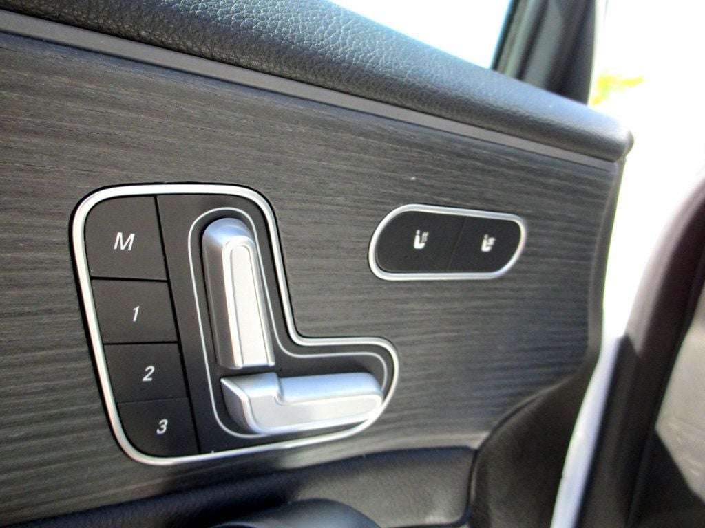 2019 Mercedes-Benz A-Class A 220 4MATIC Sedan - 23028071 - 36