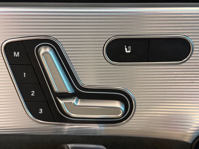 2019 Mercedes-Benz A-Class A 220 4MATIC Sedan - 23017167 - 18