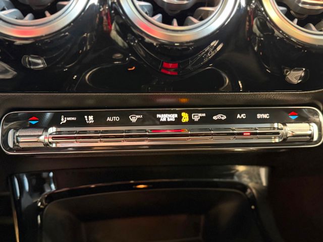 2019 Mercedes-Benz A-Class A 220 4MATIC Sedan - 23017167 - 33