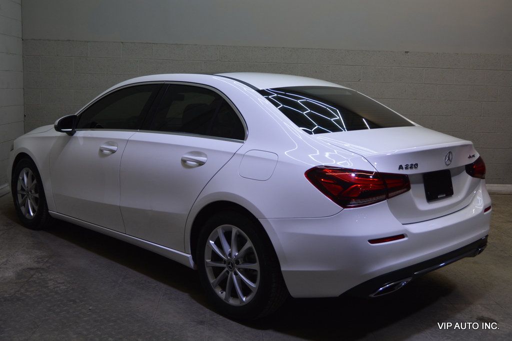 2019 Mercedes-Benz A-Class A 220 4MATIC Sedan - 23075570 - 10