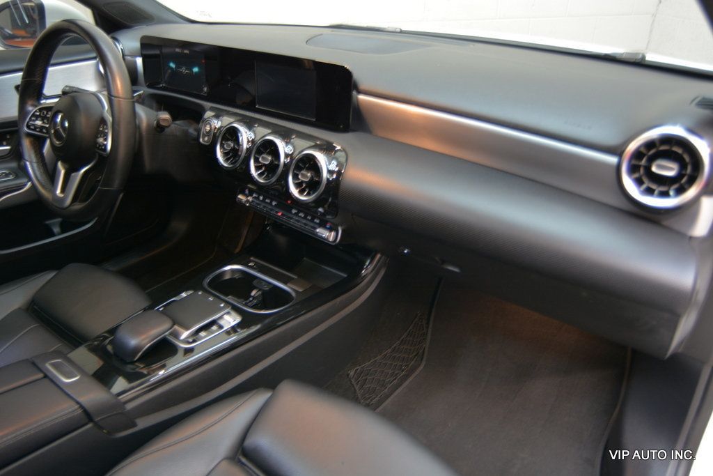 2019 Mercedes-Benz A-Class A 220 4MATIC Sedan - 23075570 - 19