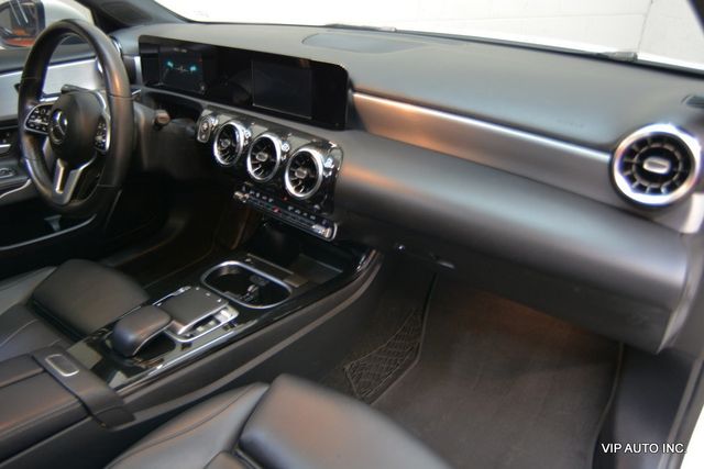 2019 Mercedes-Benz A-Class A 220 4MATIC Sedan - 23075570 - 19