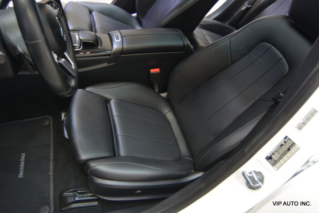 2019 Mercedes-Benz A-Class A 220 4MATIC Sedan - 23075570 - 26