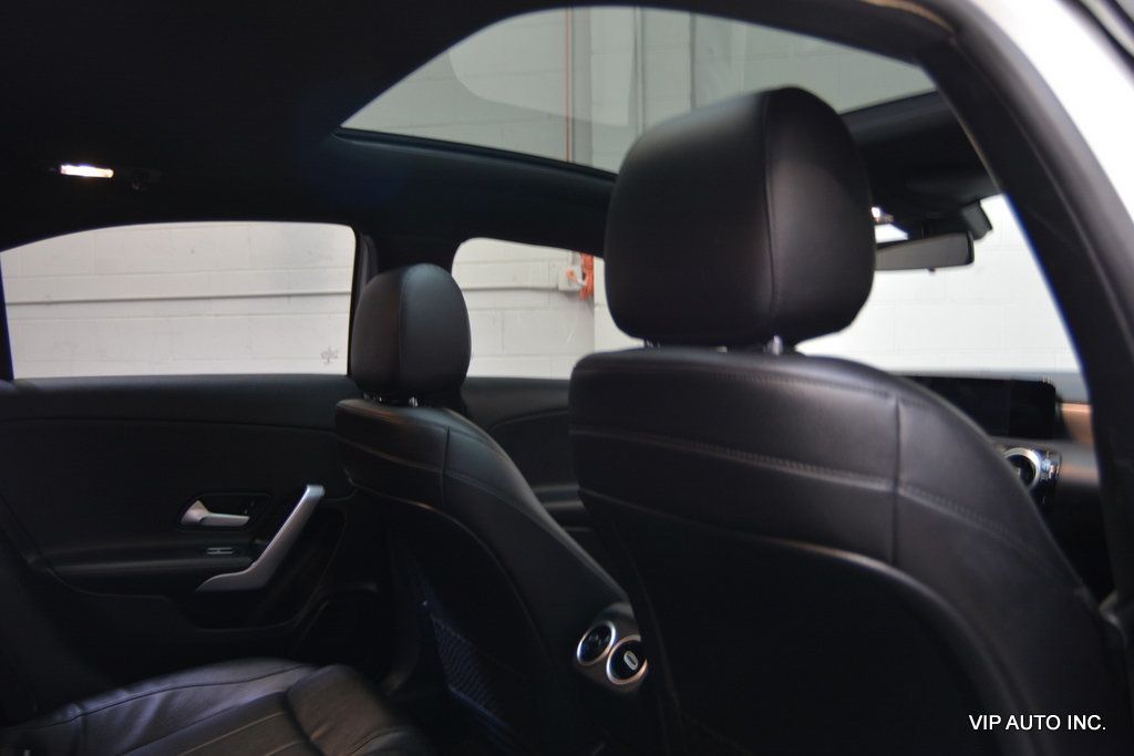 2019 Mercedes-Benz A-Class A 220 4MATIC Sedan - 23075570 - 34