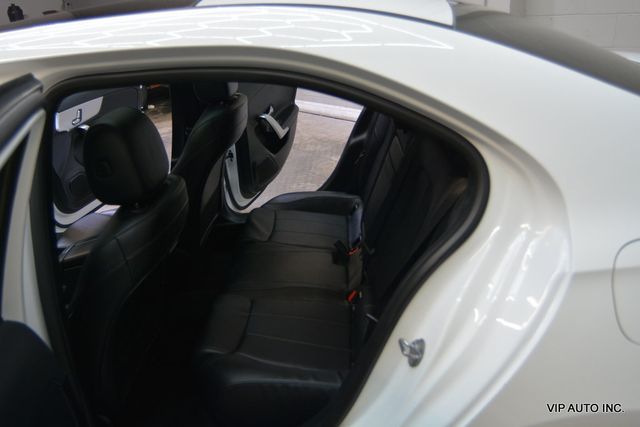 2019 Mercedes-Benz A-Class A 220 4MATIC Sedan - 23075570 - 35