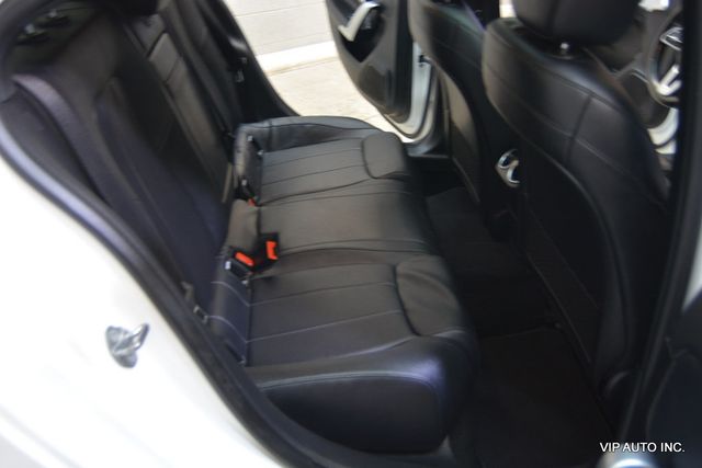 2019 Mercedes-Benz A-Class A 220 4MATIC Sedan - 23075570 - 36