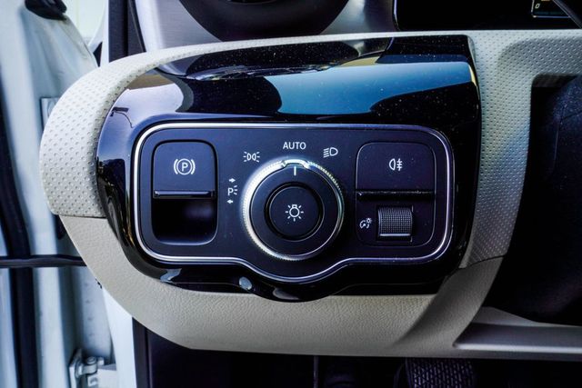 2019 Mercedes-Benz A-Class A 220 Sedan - 23019169 - 32
