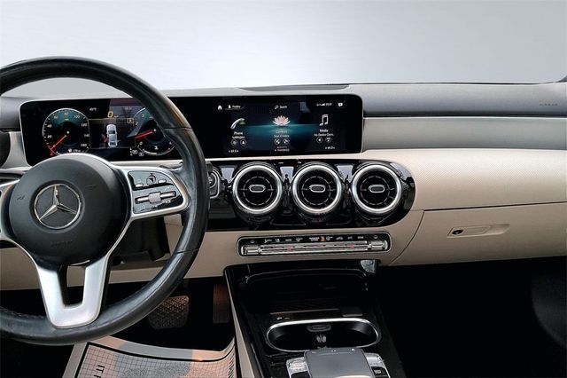 2019 Mercedes-Benz A-Class A 220 Sedan - 22958542 - 24