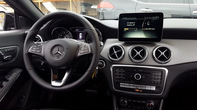 2019 Mercedes-Benz CLA 250 4MATIC w/Panomeric Roof - 18164244 - 9