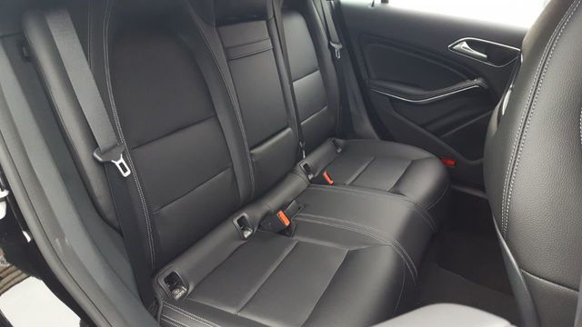 2019 Mercedes-Benz CLA 250 4MATIC w/Panomeric Roof - 18164244 - 12