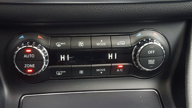 2019 Mercedes-Benz CLA 250 4MATIC w/Panomeric Roof - 18164244 - 23