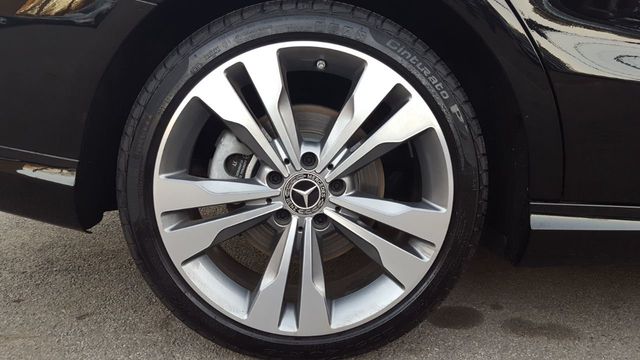 2019 Mercedes-Benz CLA 250 4MATIC w/Panomeric Roof - 18164244 - 8