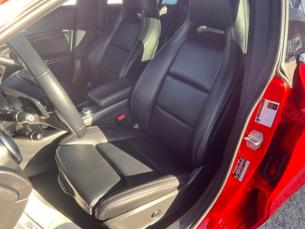 2019 Mercedes Benz CLA 250 photo 2