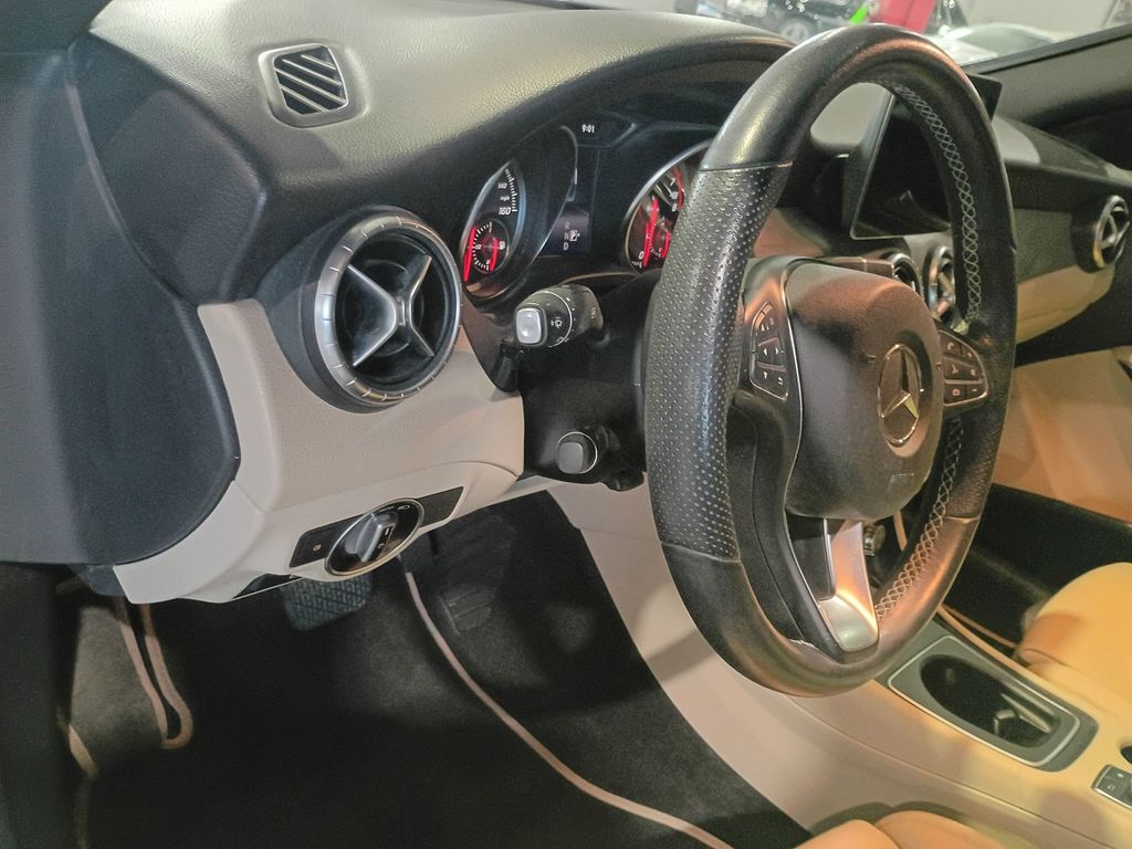 2019 Mercedes-Benz CLA CLA 250 Coupe Clean Title Florida Car - 23094476 - 17