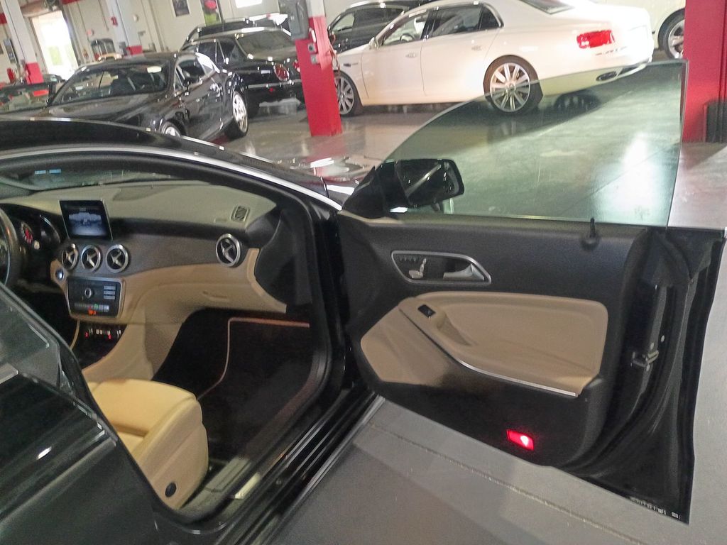 2019 Mercedes-Benz CLA CLA 250 Coupe Clean Title Florida Car - 23094476 - 38